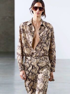 Zara Women’s Snake Print Button-Up Shirt - size XS and pants size S -SET